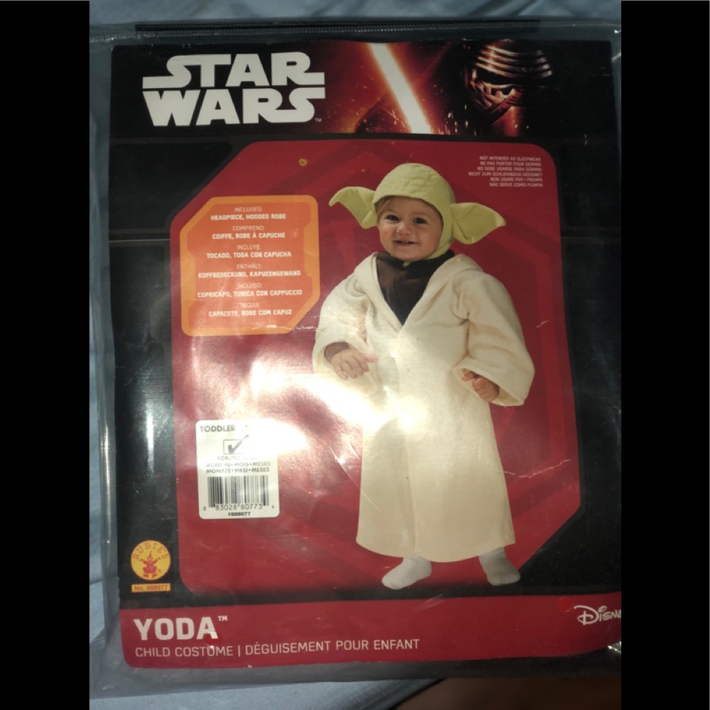 Baby yoda costume